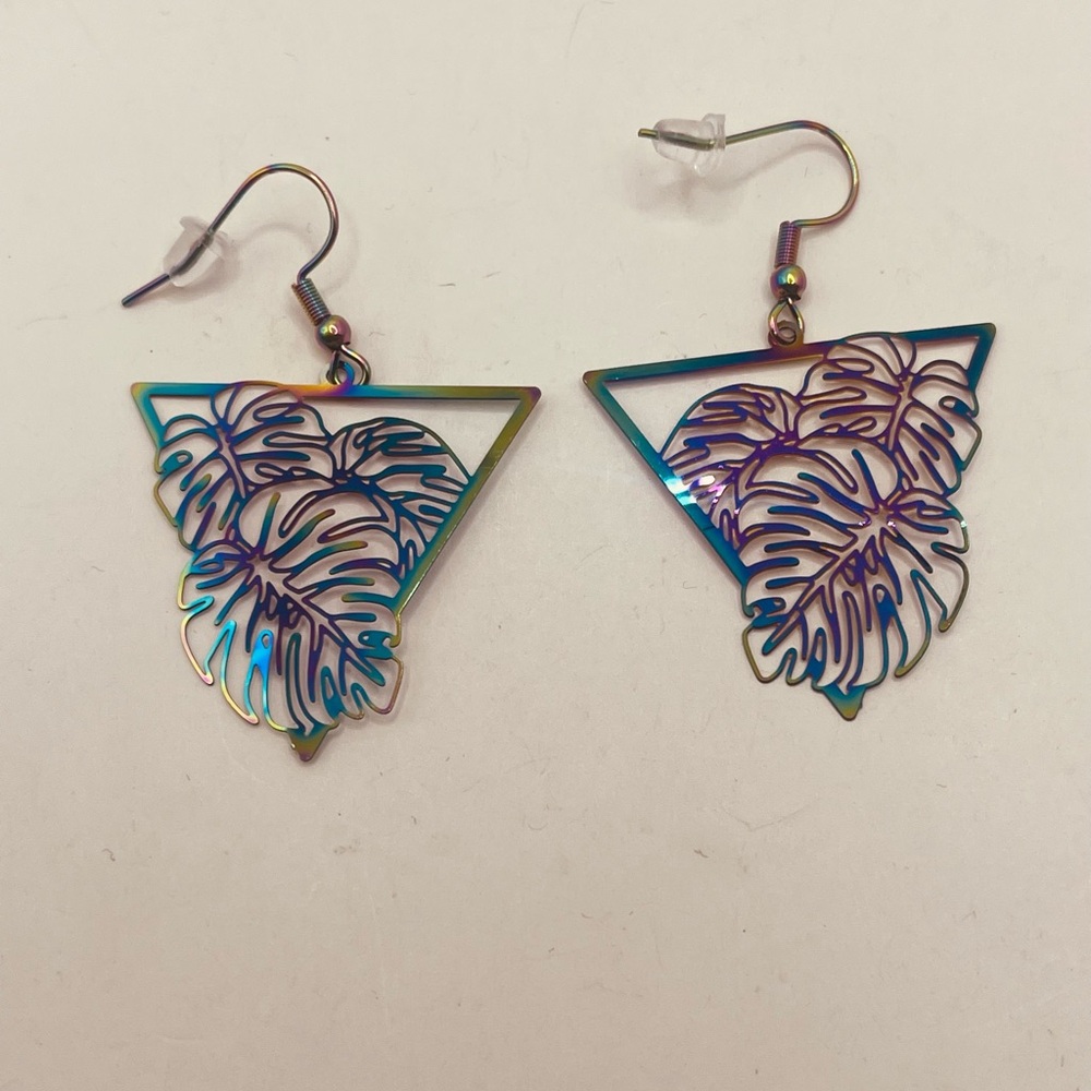Stainless steel earrings for women leaf